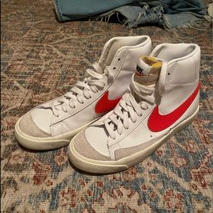 Nike Blazer Mid 70s